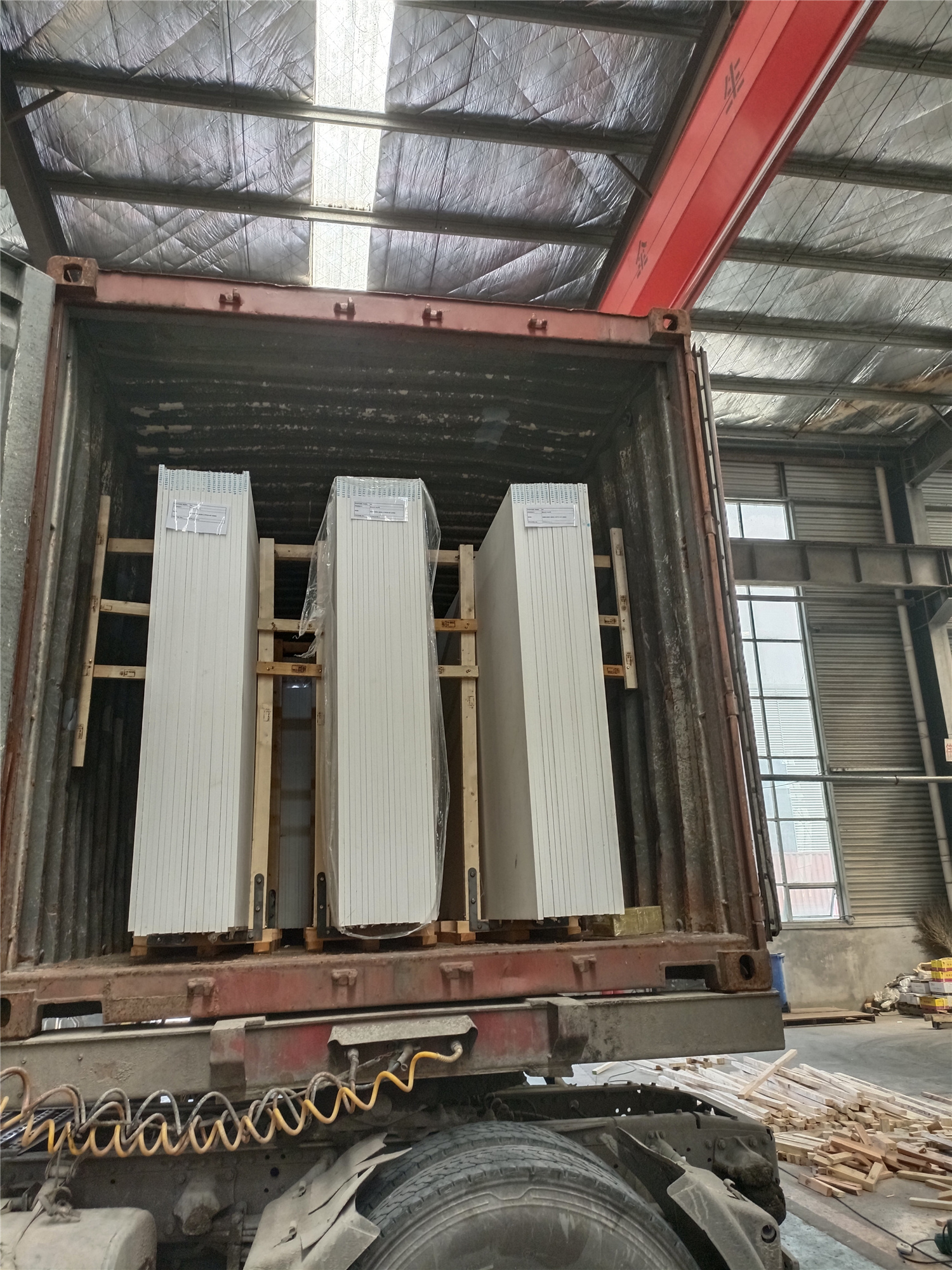 slab and packing